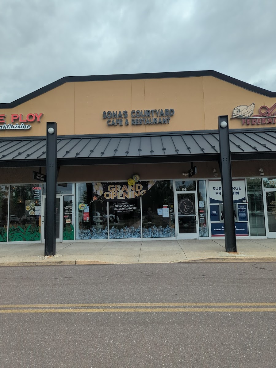 Sona’S Courtyard Restaurant And Cafe